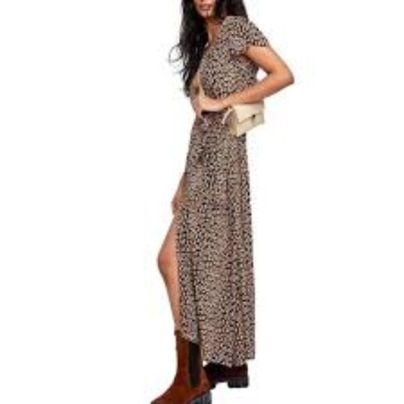 New Free People gorgeous Jess wrap maxi dress in neutral combo size M D7955 - Picture 1 of 12